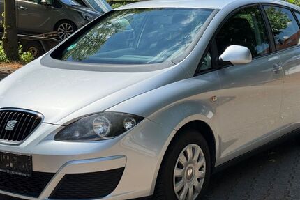 Seat Altea 163.000 km 3.880 &euro; Rüsselsheim 65428