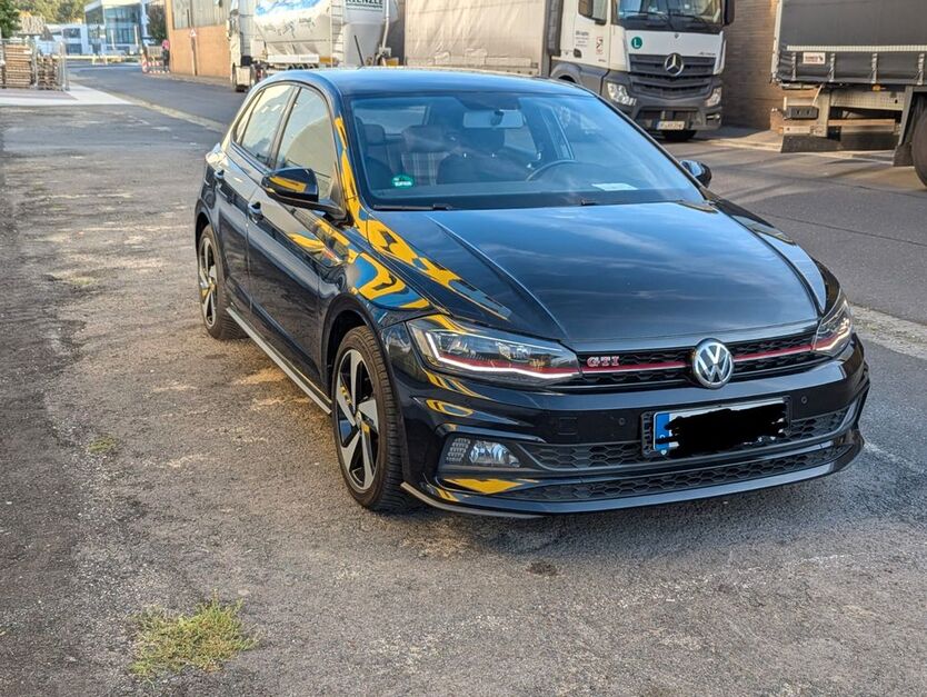 VW Polo 152.000 km 16.200 € Offenbach am Main 63065