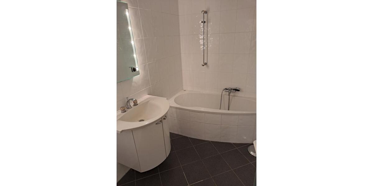 Etagenwohnung Schwalbach am Taunus - 3 Zimmer, 82 m&sup2;, 230.000&euro; | Angebot:25306281