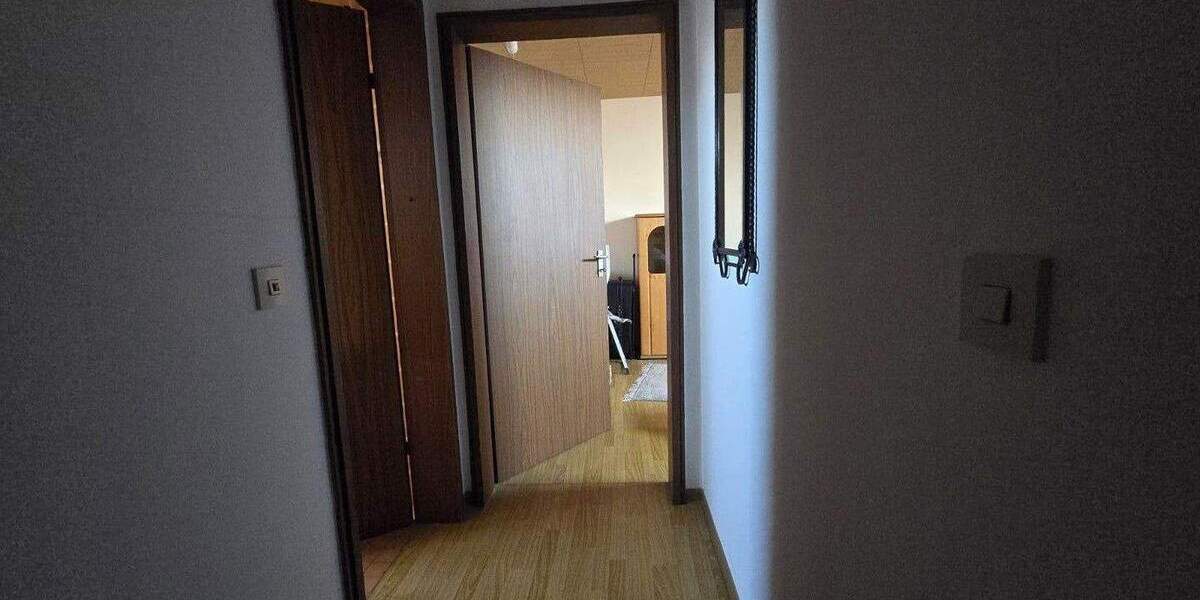 Reihenmittelhaus Aschaffenburg Damm - 5 Zimmer, 135 m&sup2;, 425.000&euro; | Angebot:25749975