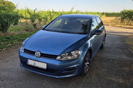 VW Golf 108.700 km 9.800 € Hochheim am Main 65239