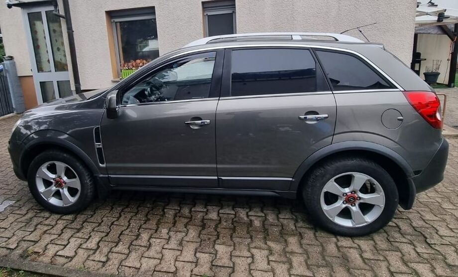 Opel Antara 209.000 km 9.000 € Rosbach vor der Höhe 61191