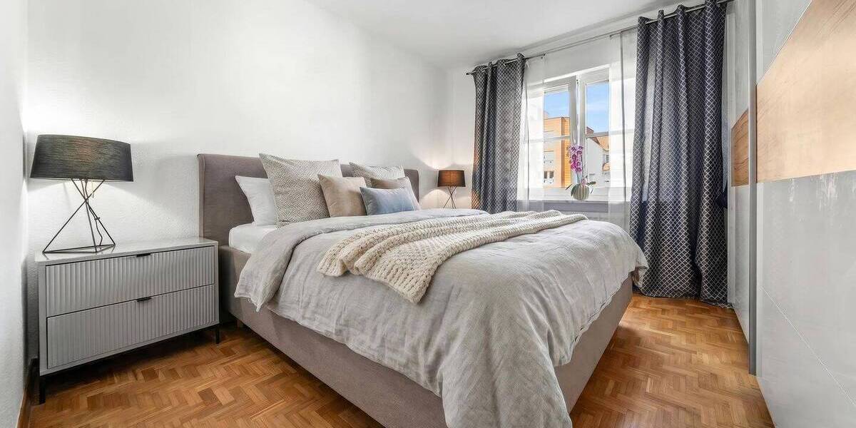 Etagenwohnung Schwalbach am Taunus - 3 Zimmer, 86 m&sup2;, 420.000&euro; | Angebot:26292117