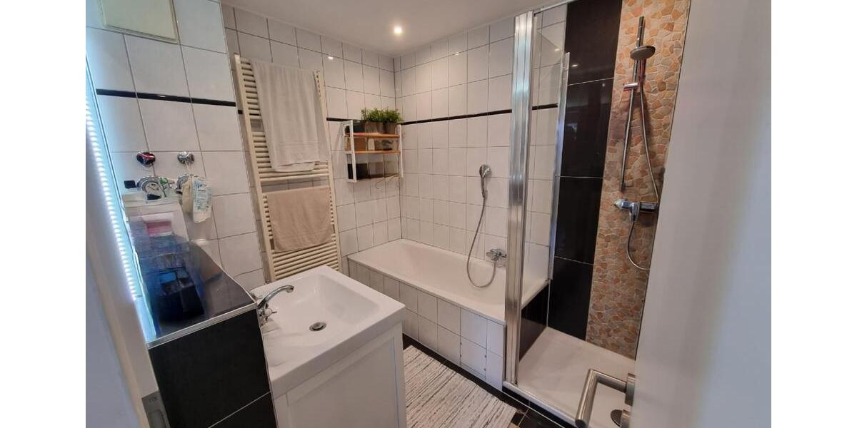 Maisonettenwohnung Bad Homburg vor der Höhe Gonzenheim - 3.5 Zimmer, 109 m&sup2;, 1.600&euro; | Angebot:26341022