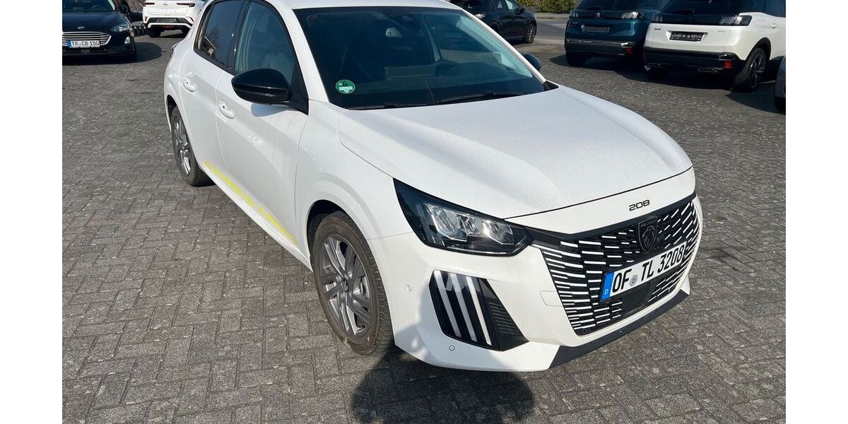 Peugeot 208 10.000 km 22.500 &euro; Rodgau Nieder-Roden 63110