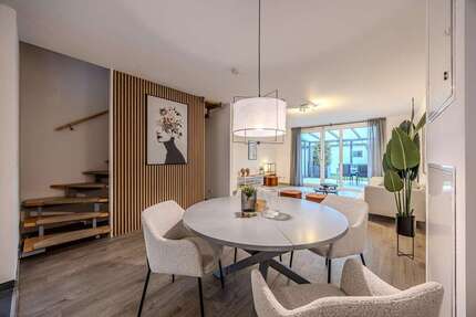 Haus zum Kaufen in Hanau 549.000 € 141 m² 5 zimmer