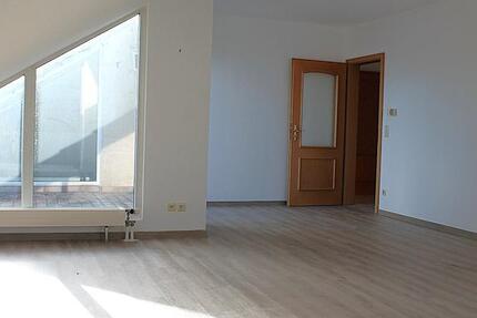 Wohnung Aschaffenburg Österreicher Kolonie - 2 Zimmer, 82 m&sup2;, 750&euro; | Angebot:25292315