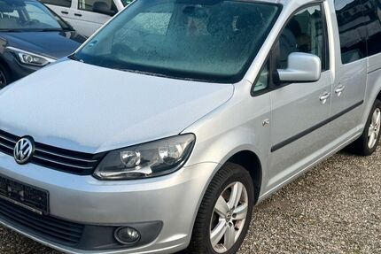 VW Caddy 243.102 km 5.990 &euro; Dreieich 63303