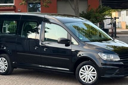 VW Caddy Maxi 105.033 km 18.400 € Frankfurt am Main 65933