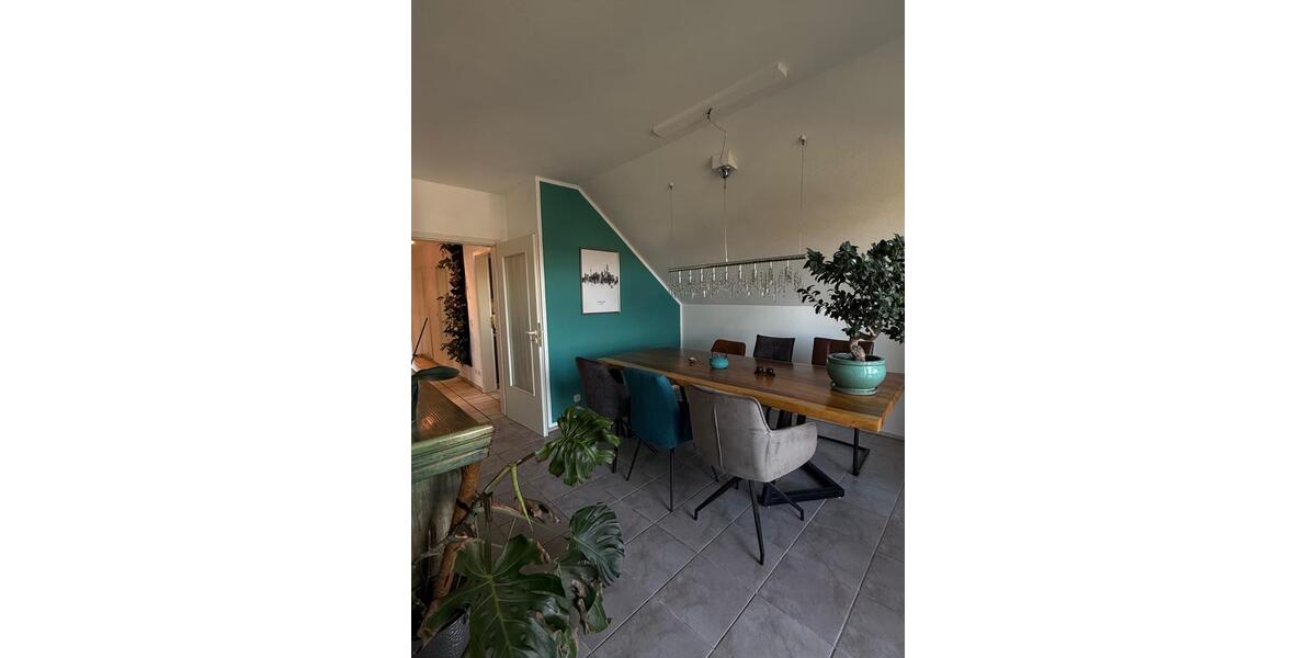 Dachgeschoßwohnung Münster (Hessen) - 3 Zimmer, 81 m&sup2;, 1.000&euro; | Angebot:26272083