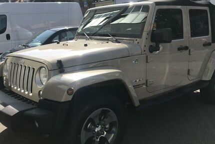 Jeep Wrangler 95.000 km 35.900 € Darmstadt 64293