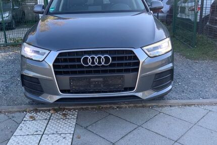 Audi Q3 301.130 km 9.499 &euro; Frankfurt am Main 60486