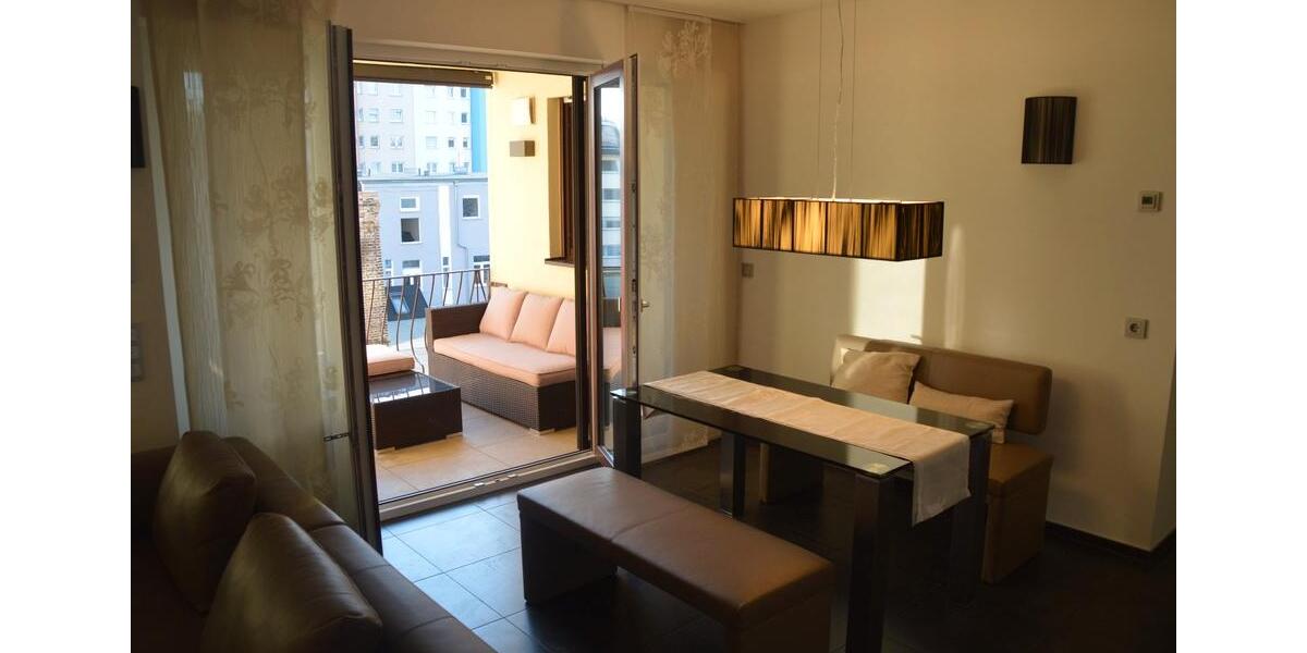 Etagenwohnung Offenbach am Main Hafen - 2 Zimmer, 86 m&sup2;, 1.650&euro; | Angebot:26496332