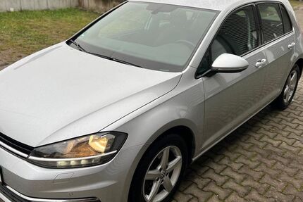 VW Golf 234.000 km 9.999 &euro; Eschborn 65760