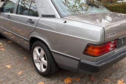 Mercedes-Benz 190 241.793 km 3.900 € Frankfurt am Main 60389