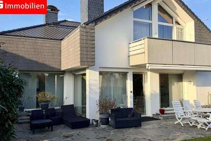 Haus zum Kaufen in Offenbach 1.049.000 € 267.92 m² 6.5 zimmer