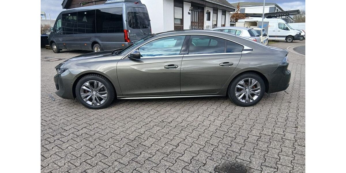 Peugeot 508 128.500 km 12.500 &euro; Frankfurt/Main 65933