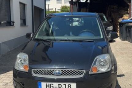 Ford Fiesta 184.000 km 1.650 &euro; Friedrichsdorf 61381