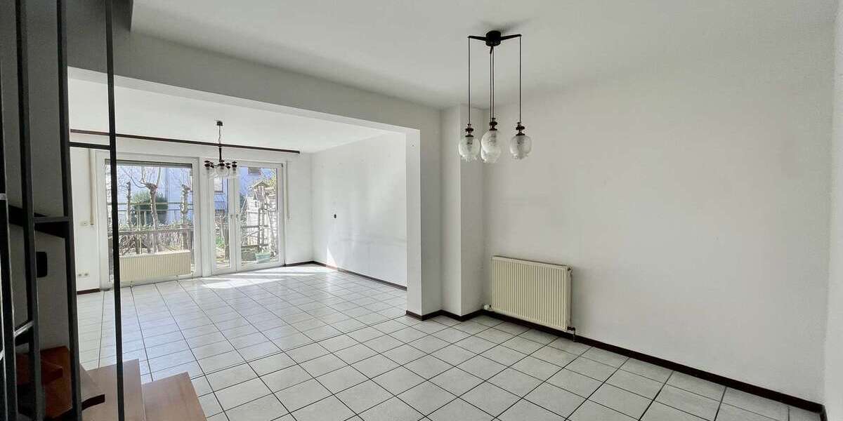 Einfamilienhaus Langenselbold - 5 Zimmer, 135 m&sup2;, 399.000&euro; | Angebot:25642919