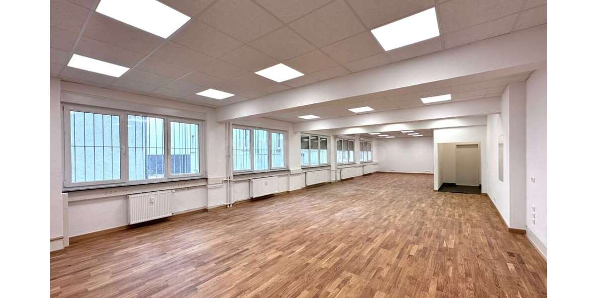 Büro in Frankfurt am Main Bahnhofsviertel 2.999 € 242 m² zimmer