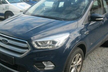 Ford Kuga 58.162 km 15.690 € Darmstadt 64293