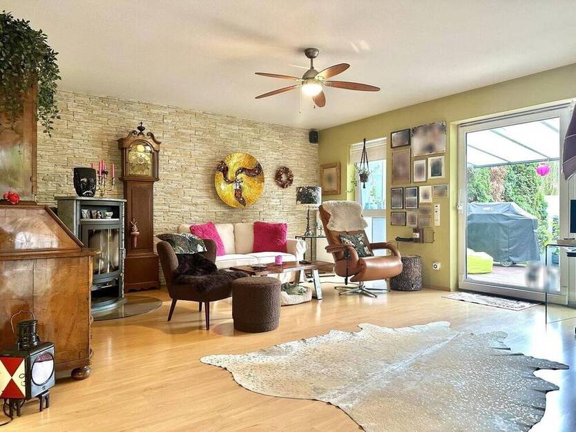 Einziehen und wohlfühlen! - 2 Familienhaus inkl. Garage - gesuchte Wohnlage 6 zimmer