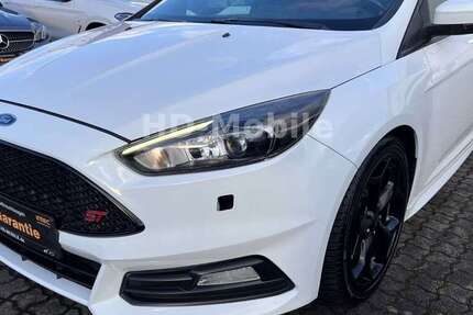 Ford Focus 172.000 km 12.950 &euro; Freigericht 63579