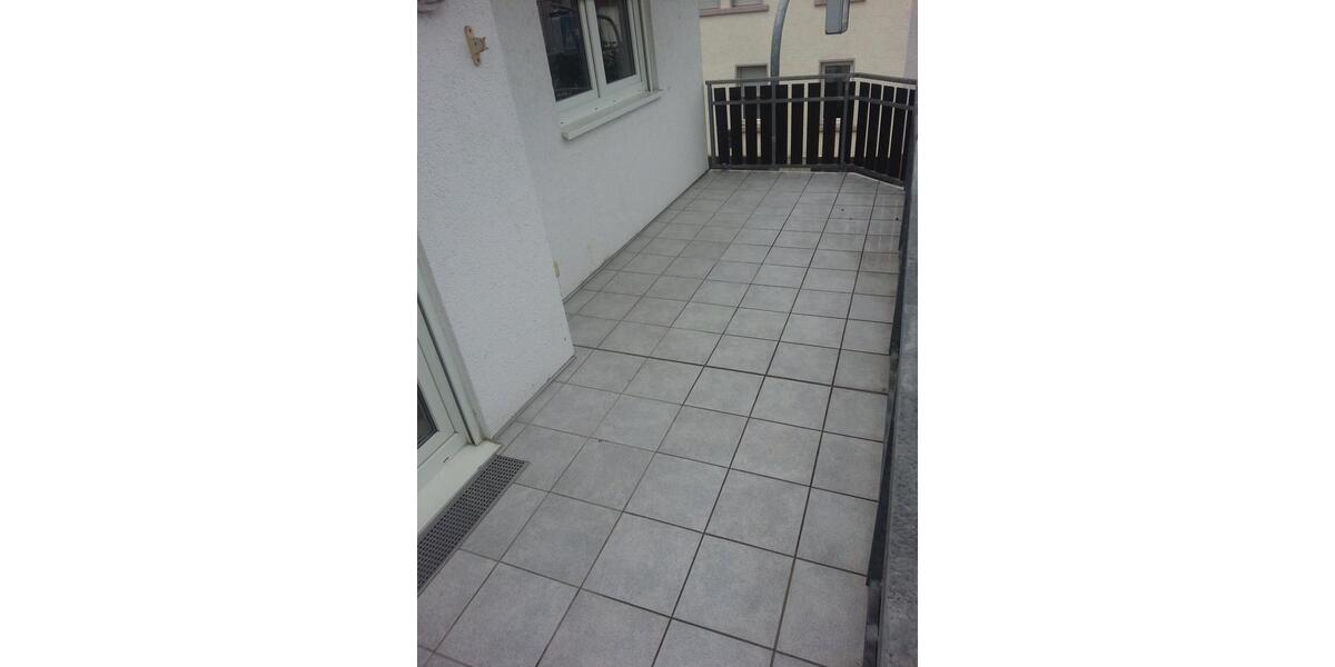 Etagenwohnung Kelkheim (Taunus) - 3 Zimmer, 89 m&sup2;, 1.300&euro; | Angebot:26254532