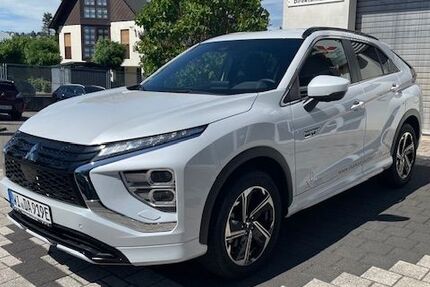 Mitsubishi Eclipse Cross 3.000 km 32.490 € Wiesbaden 65199