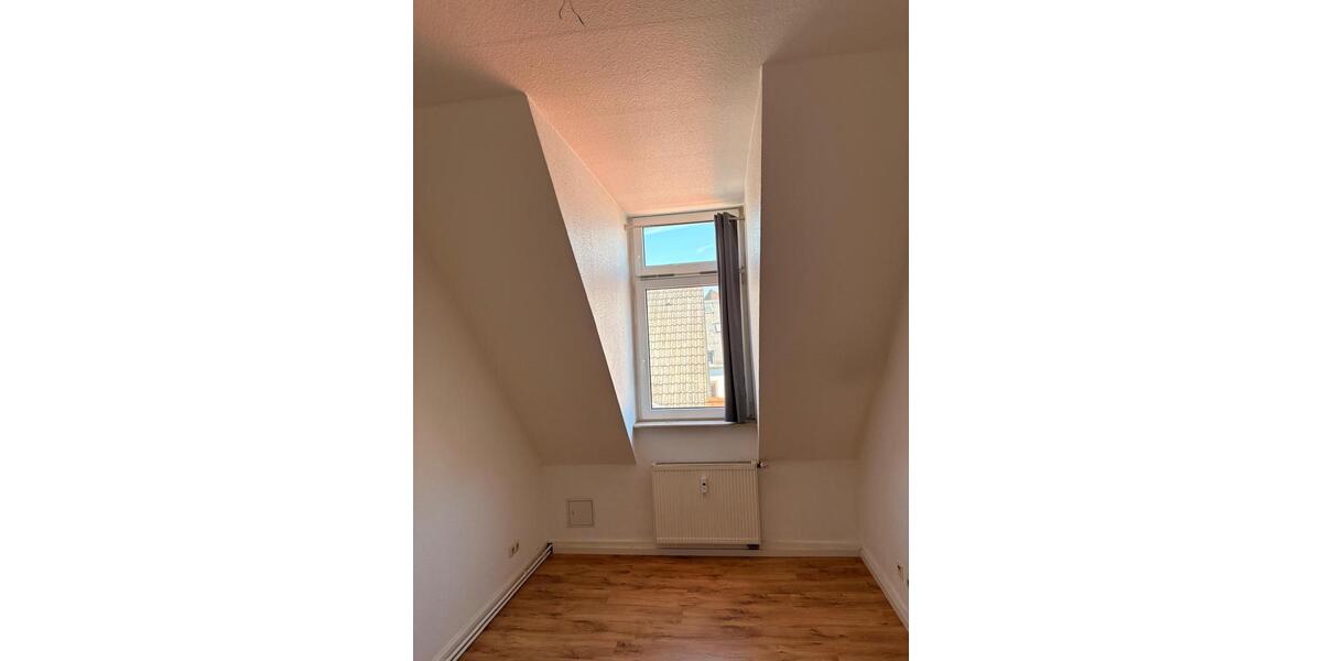 Dachgeschoßwohnung Frankfurt am Main Sachsenhausen - 2 Zimmer, 40 m&sup2;, 790&euro; | Angebot:26680418