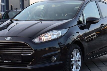 Ford Fiesta 126.656 km 4.750 &euro; Flörsheim am Main 65439