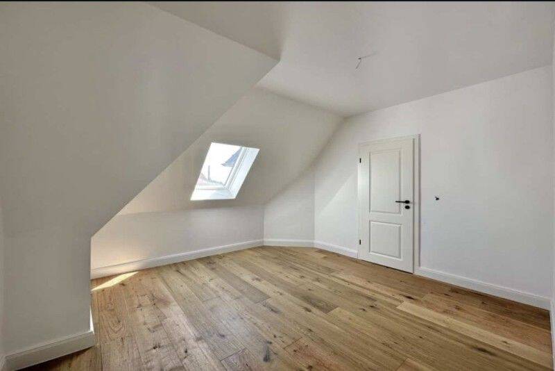 Einfamilienhaus Frankfurt am Main Schwanheim - 9 Zimmer, 899.000&euro; | Angebot:26826421