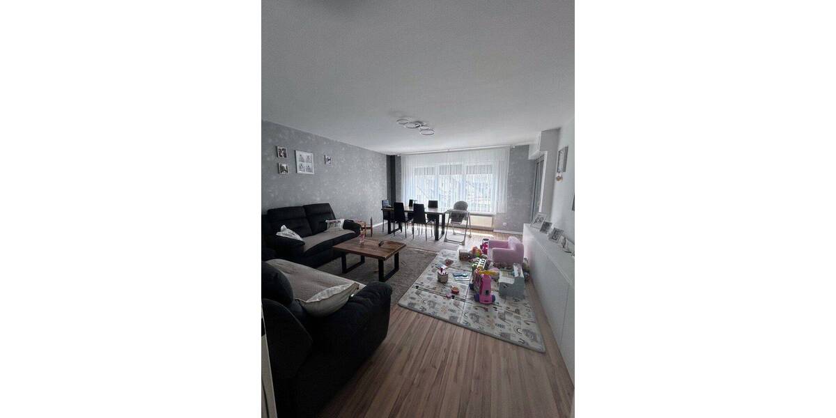 Etagenwohnung Rodgau Weiskirchen - 3 Zimmer, 79 m&sup2;, 1.175&euro; | Angebot:26877103