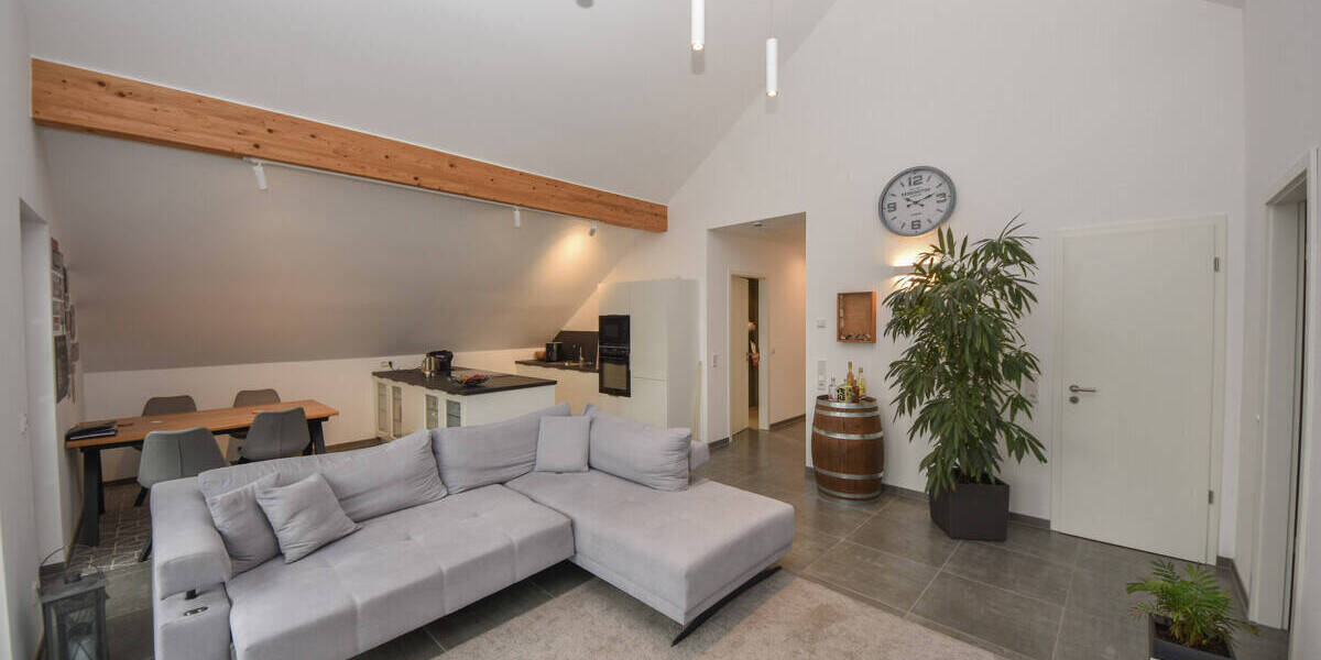 Etagenwohnung Dieburg - 3 Zimmer, 94 m&sup2;, 419.000&euro; | Angebot:26501417