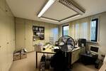 Gewerbehalle mit Büroflächen und Stellplätzen in zentraler Lage - OF!