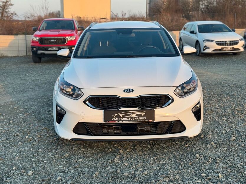 Kia ceed Sportswagon 121.787 km 15.700 € Ober Mörlen 61239