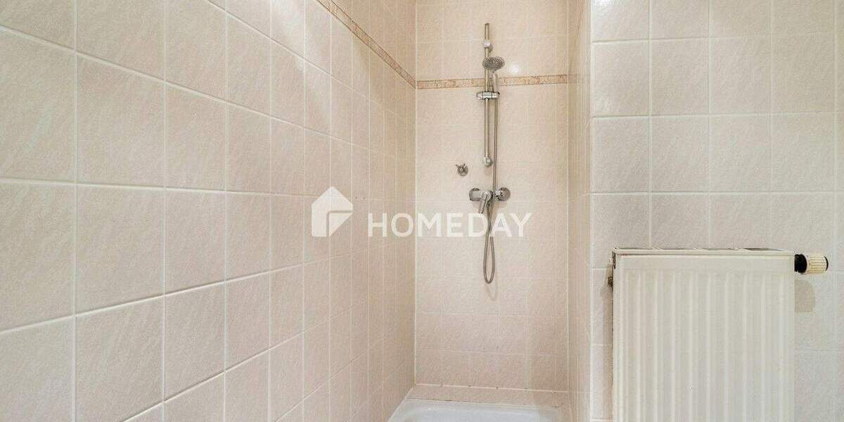 Mehrfamilienhaus, Wohnhaus Frankfurt Griesheim - 8 Zimmer, 175 m&sup2;, 399.000&euro; | Angebot:25677737