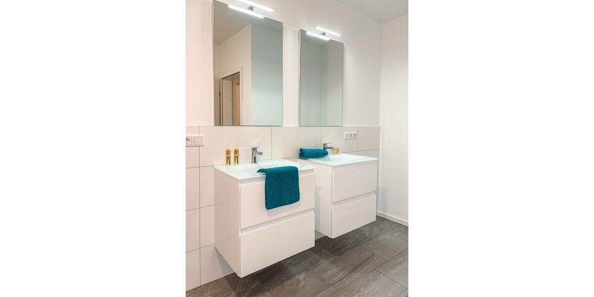 Etagenwohnung Friedrichsdorf - 5 Zimmer, 180 m&sup2;, 2.149&euro; | Angebot:26003346