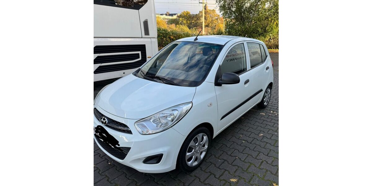 Hyundai i10 95.000 km 3.400 &euro; Frankfurt 60486