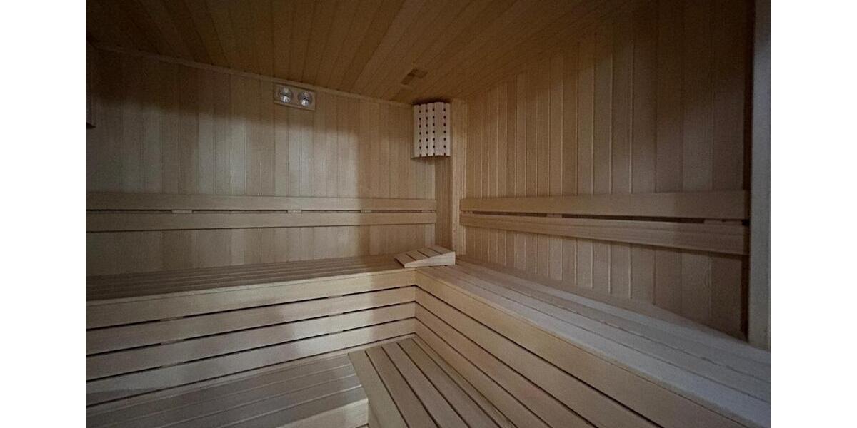 Villa Offenbach am Main Buchrain - 5 Zimmer, 300 m&sup2;, 298.000&euro; | Angebot:25903264