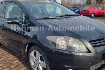 Toyota Auris 185.000 km 5.590 € Karlstein 63791