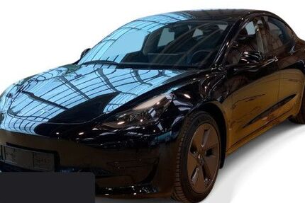 Tesla Model 3 30.634 km 28.100 &euro; Hanau 63457