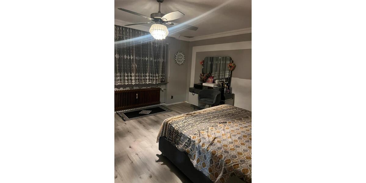 Etagenwohnung Rüsselsheim am Main - 4 Zimmer, 110 m&sup2;, 1.800&euro; | Angebot:25217018