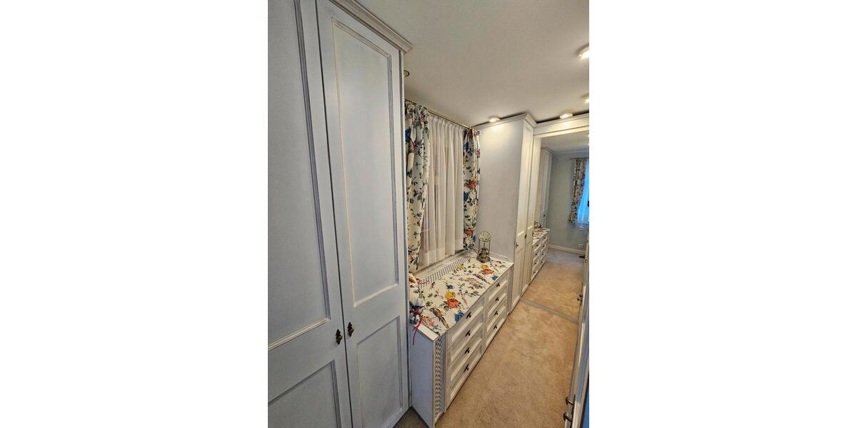 Einfamilienhaus Offenbach am Main Bürgel - 11 Zimmer, 180 m&sup2;, 479.000&euro; | Angebot:26152880