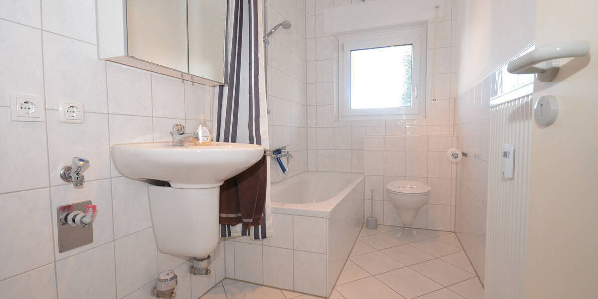 Gepflegte 2-Zimmerwohnung im 3. OG mit EBK, Kellerraum und KFZ-Stellplatz in Dieburg! 2 zimmer