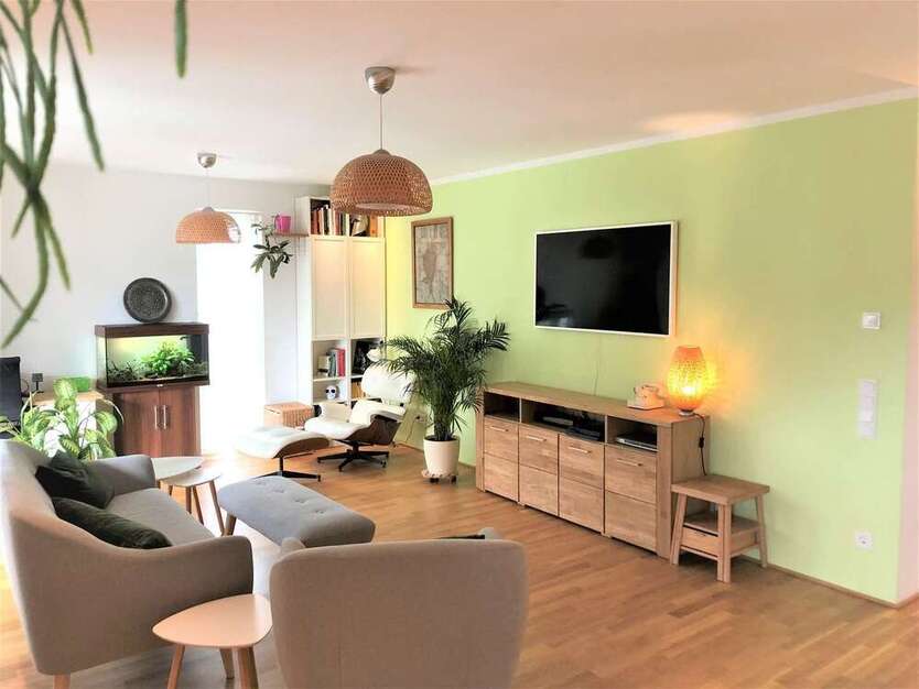 Wohnung zum Mieten in Frankfurt 2.100 € 117 m²