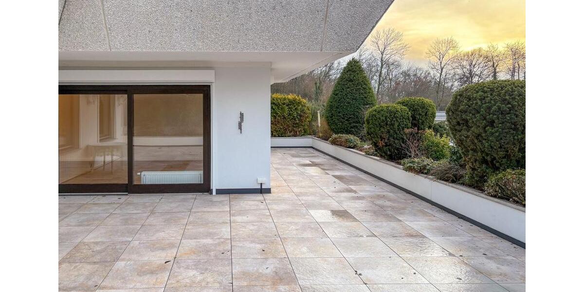 Etagenwohnung Friedrichsdorf - 5 Zimmer, 180 m&sup2;, 2.149&euro; | Angebot:26003346