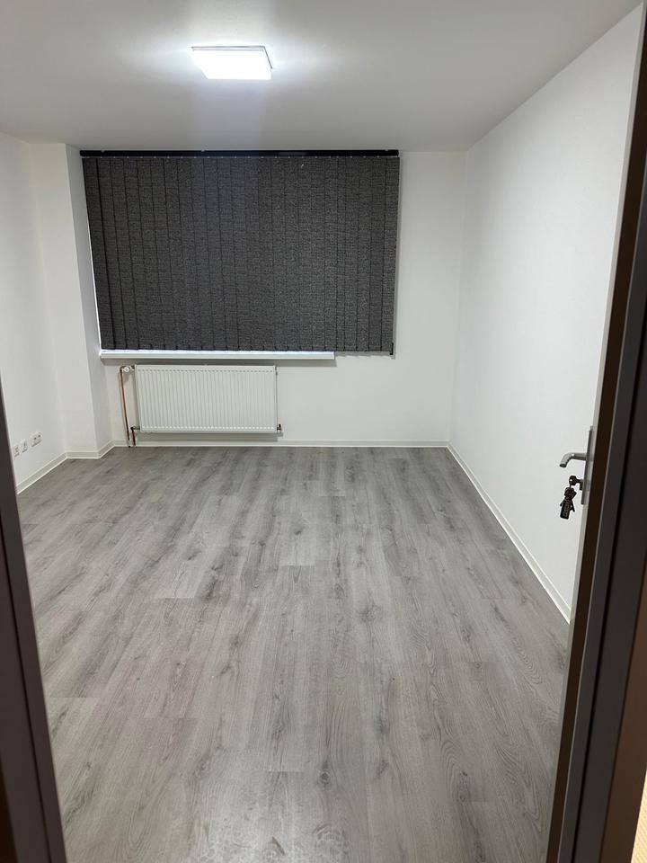 Büroflächen zu Vermieten ab 350€
