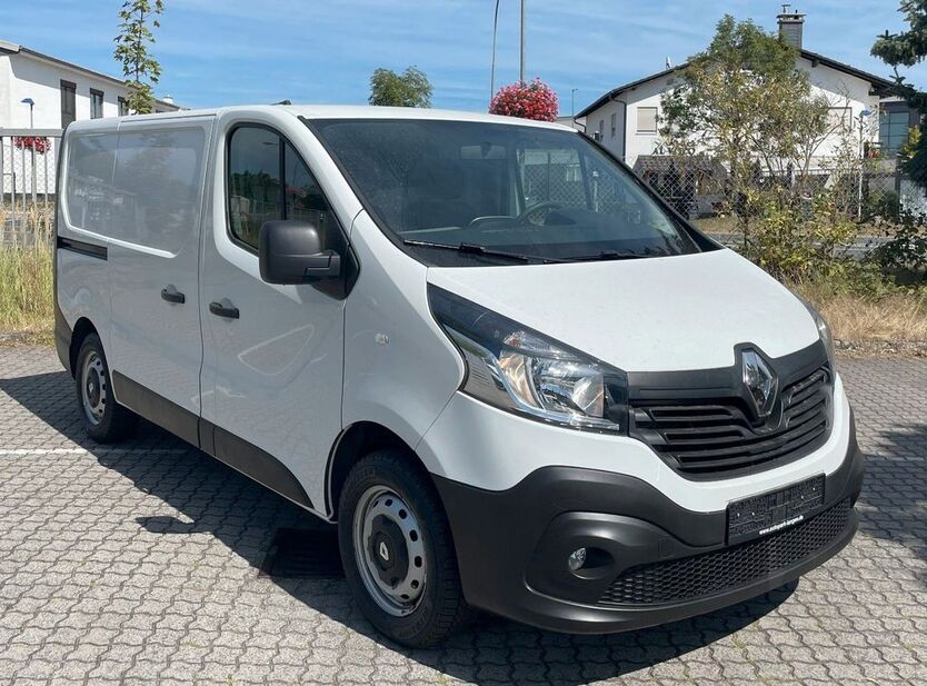 Renault Trafic 63.000 km 15.980 € Langen 63225