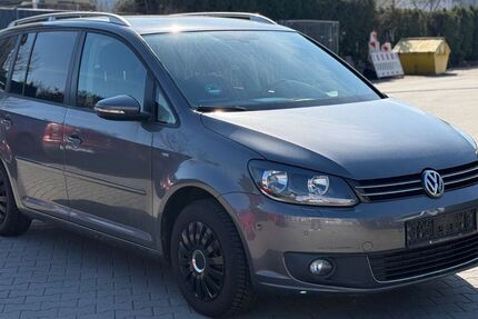 VW Touran 150.000 km 7.999 &euro; Heusenstamm 63150